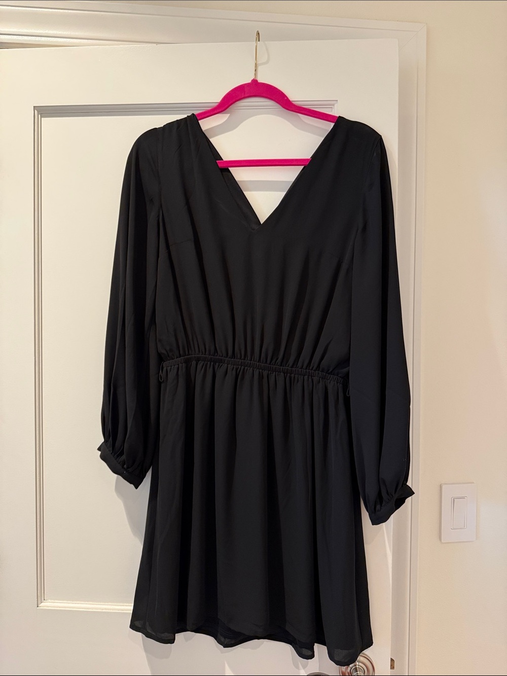 Express Black V-Neck Long Sleeve Mini Dress